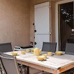 T3 Mezzanine Avec Piscine, Terrasse Et Parking Prive, 5 Min De La - - Fr-1-409-37 * ناربون بلاج