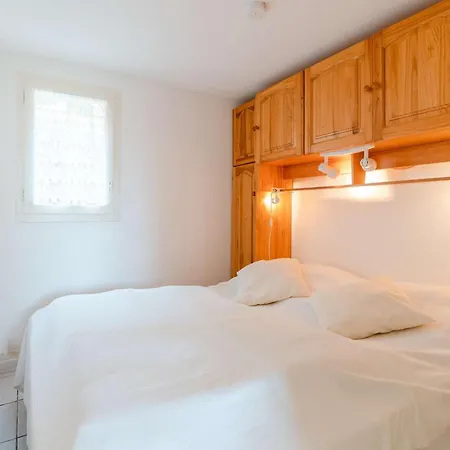 T3 Mezzanine Avec Piscine, Terrasse Et Parking Prive, 5 Min De La - - Fr-1-409-37 * Narbonne-Plage